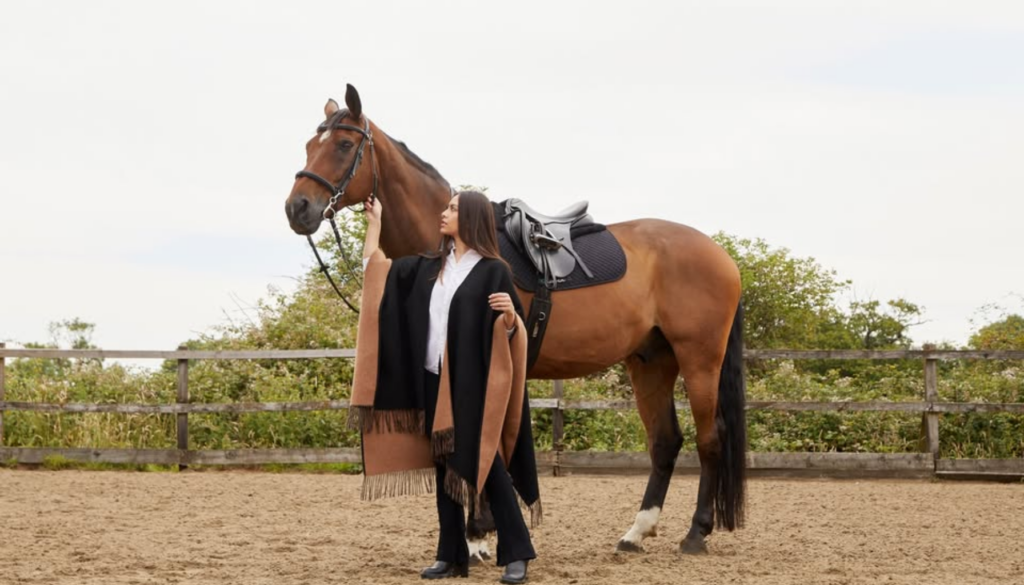 Elevate Your Everyday: Discover Top Trending Selections at Lona Scott